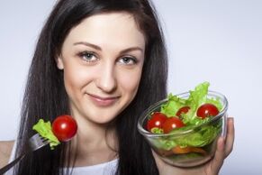 Eat vegetable salad to lose weight in a week